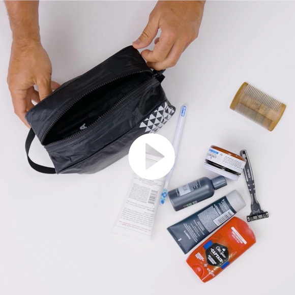 ALOHA COLLECTION Dopp Kit - Picture 8 of 8